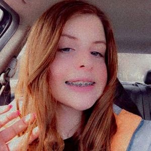 Meet your Posher, Abigail